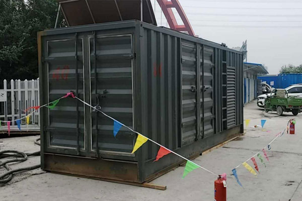 衡东发电机租赁空气滤清器多久更换一次？